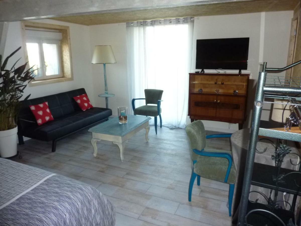 Le patio d'Eric B&B Aubigny-au-Bac Extérieur photo